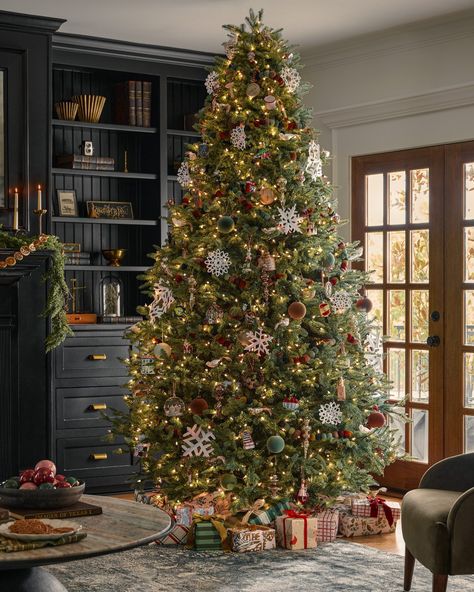 Magnolia - Look up and embrace the wonder, it’s here and... Magnolia Journal, Magnolia Farms, Neutral Furniture, Pine Garland, Cream Walls, Wood Beam Ceiling, Room Transformation, Merry Christmas To You, Beautiful Christmas Trees