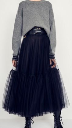 Stil Rock, Black Tulle Skirt, Tulle Skirts Outfit, Rok Outfit, Mode Boho, Mode Casual, Black Tulle, 가을 패션, Looks Style