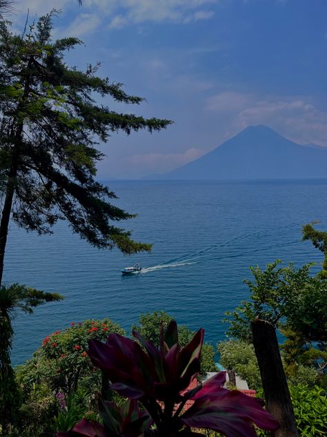 Antigua Guatemala Aesthetic, Guatemala Nature, Guatemala Culture, Guatemala Aesthetic, Guatemala Beaches, Latin Countries, Aesthetic Positive, Lake Atitlan Guatemala, Gap Year Travel