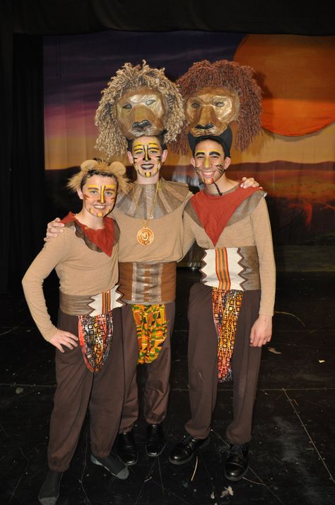 Lion King, Jr. - Mufasa and Simbas - St. Anthony Grade School Lion King Costumes Diy, Lion King Costumes, Simba Costume, Lioness Costume, Lion King Play, Costume Lion, Lion King Costume, Lion King Musical, Lion King Tattoo