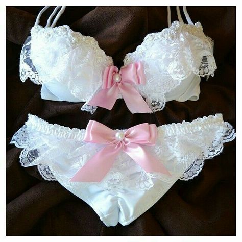 Girly Lingerie, Cat Tricks, Coquette Lingerie, Pretty Bras, Good Photo, Cute Bras, Cute Lingerie, Pretty Lingerie, Swim Wear