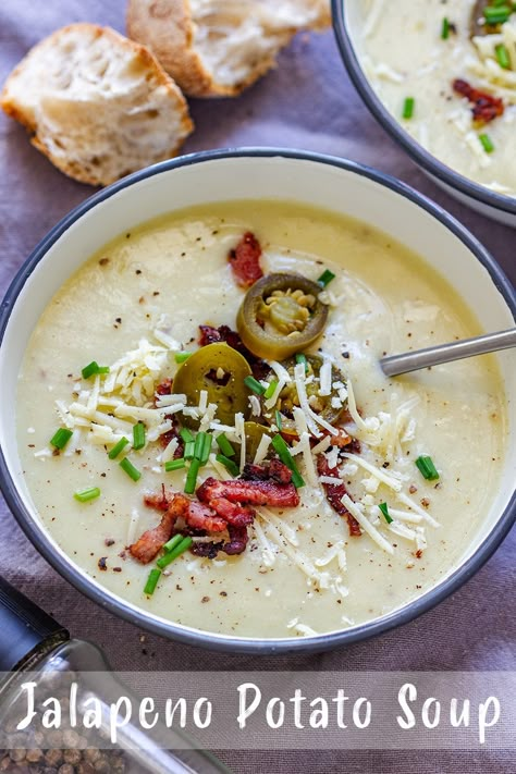 Looking for easy soup recipes? Why not make jalapeño potato soup? This is a quick recipe, perfect not only for a meal prep, but also for weeknights. #potatosoup #soups #souprecipes #jalapeno #spicy Jalapeno Potato, Jalapeño Soup, Spicy Soup Recipes, Cheddar Potatoes, Creamy Jalapeno, Creamy Mushroom Soup, Jalapeno Recipes, Spicy Soup, Recipes Dessert Easy