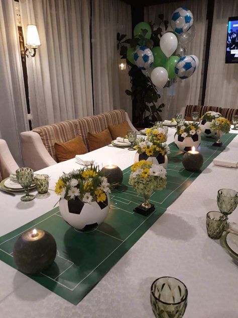 Euros Football Party, Soccer Theme Party For Adults, Elegant Soccer Party, World Cup Table, Soccer Theme Table Decor, Soccer Banquet Centerpieces, Athletic Banquet Decorations, Boys Soccer Birthday Party, Soccer Party Decorations