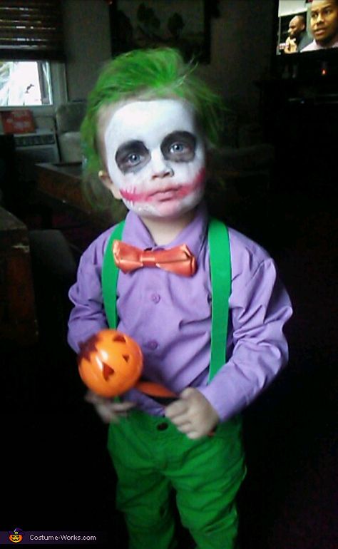 Girl Joker Costume, Joker Photography, Diy Joker Costume, Girl Joker, Baby Joker, Joker Outfit, Joker Halloween Costume, Joker Halloween, Halloween Costumes 2016