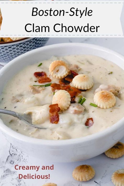 Boston Clam Chowder Clam Chowder Soup, Spicy Chicken Noodles, Clam Chowder Recipe, Chowder Recipes Seafood, Fish Chowder, Boston Food, Chowder Soup, Chowder Recipe, Dumplings For Soup