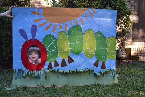 Eric Carle Classroom Decor, Caterpillar Craft Preschool, Watermelon Birthday Party Theme, Hungry Caterpillar Classroom, Caterpillar Preschool, Hungry Caterpillar Craft, Toddler Party Games, Hungry Caterpillar Activities, Caterpillar Birthday