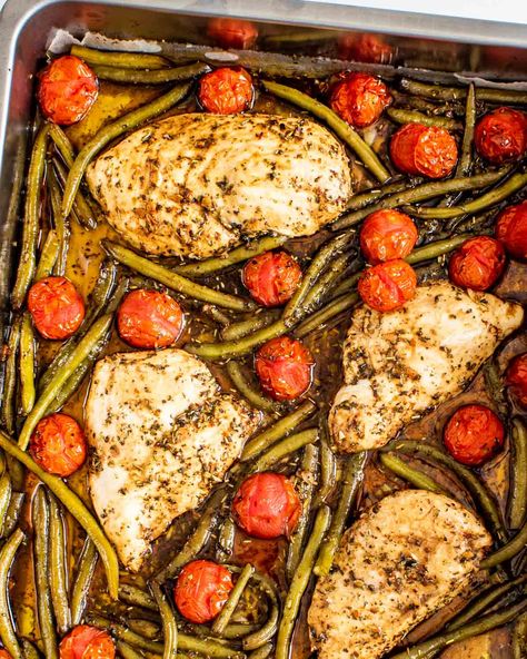 Italian Chicken Sheet Pan Dinner - Craving Home Cooked Cajun Pork, Fried Chicken Salads, Chicken Sheet Pan Dinner, Chicken Sheet Pan, Pork Bites, Baked Chicken Recipes Easy, Sheet Pan Dinners Chicken, Favorite Recipes Chicken, Chicken Appetizers