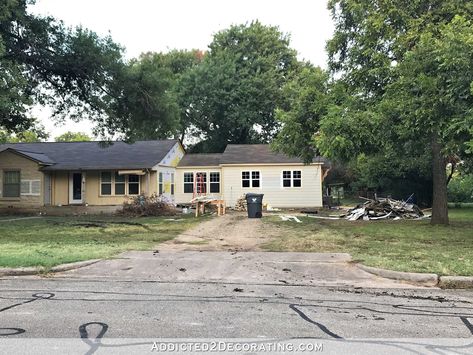 Front Sidewalk Design: Straight Or Curved? Curved Sidewalk To Front Door From Driveway, How To Paint Curved Corners, Curved Walkway To Front Door, Curved Pathway To Front Door, Curved Front Sidewalk, Pecan Tree, Front Door, Shed, Outdoor Structures