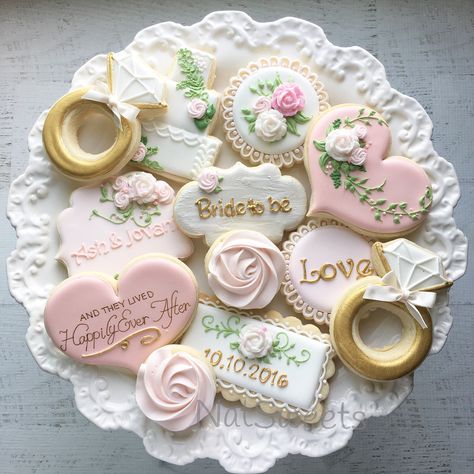 Wedding Cookies Decorated, Wedding Shower Cookies, Anniversary Cookies, Engagement Cookies, Bridal Cookies, Bridal Shower Desserts, Bridal Shower Cookies, Shower Desserts, Wedding Treats