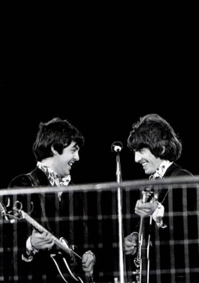 Paul And George, The Beatles Live, Beatles George, With The Beatles, Beatles Photos, Beatles Pictures, Beatles Fans, Love Me Do, Beatles John