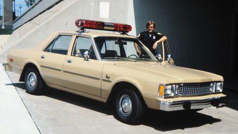 Most Iconic American Police Cars - 24/7 Wall St. American Police, Old Police Cars, American City, California Highway Patrol, Los Angeles Police Department, Car Icons, Akron Ohio, Chevrolet Caprice, Chevy Bel Air