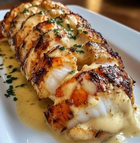 Easy Diabetic Meals | Creamy Garlic Butter Lobster Tails 🦞🧄 | Facebook Garlic Butter Lobster, Butter Lobster, Lobster Dishes, Lobster Recipes Tail, Lobster Tail, Lobster Recipes, Lobster Tails, Food Babe, Creamy Garlic