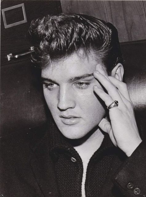 Good Morning My Friend, Young Elvis, Elvis Presley Pictures, Elvis And Priscilla, Elvis Presley Photos, Rock N’roll, King Of My Heart, Graceland, Elvis Presley