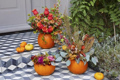 Fun Sweet Treats, Wheat Centerpieces, Halloween Pfps, Halloween Backdrops, Preparing For Winter, Christmas Wishes Greetings, Pumpkin Floral Arrangements, Nails Spooky, Creative Halloween Decorations