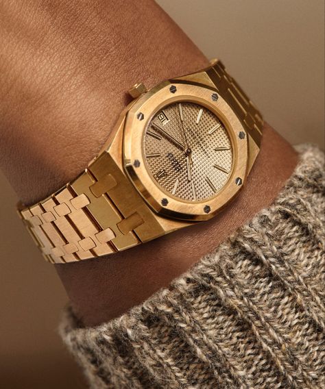 Luxury Gold Designer Jewelry And Watches, Luxury 14k Gold Watches, Luxury Gold Watches With Polished Finish, Luxury Gold Watch With Tachymeter, Parmigiani Fleurier, Gold-tone Luxury Watches, Billionaire Lifestyle Luxury Living, Stylish Watches Men, Gentlemen Wear