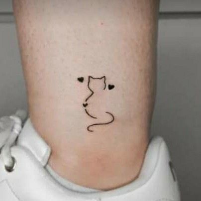 Tattoos For Women Cat, Acab Tattoo, Cat Outline Tattoo, Cat And Dog Tattoo, Minimal Tattoo Designs, Minimal Tattoo Ideas, Tato Minimal, Minimal Tattoos, Pawprint Tattoo