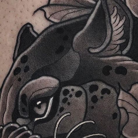 Traditional Black Panther Tattoo, Black Panther Tattoo, J Tattoo, Panther Tattoo, Visual Aid, Japanese Flowers, Neo Traditional, Tattoo Inspo, Cat Tattoo