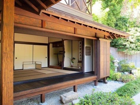 Japanese House Plan, Japanese House Interior, Japanese House Garden, Rumah Teres, Rumah Moden, Traditional Japanese Home, Pelan Rumah, Japanese Home Design, Japanese Tea House