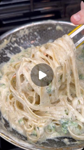 Amy Doe 👩🏼‍🍳 on Instagram: "Fettuccini Alfredo is such an easy and delicious dinner!!! RECIPE ⬇️

Ingredients:

1/4 lb fettuccini
1 cup cut broccoli
1/4 cup pasta water 
4 tbsp butter
1 tbsp minced garlic
1 cup heavy cream
1 tsp pepper
1 tsp Italian seasoning
1 cup grated Parmesan cheese

Instructions: 

In a pot with salted boiling water add in your fettuccini and cook according to the package. 

When there is 5 minutes left add the broccoli. Once pasta is cooked reserve 1/4 cup of pasta water before draining. Set aside.

To a pan add the butter. Once melted add in the minced garlic and cook for 2 minutes.

On low heat add in the heavy cream and cook for 5 minutes or until sauce starts to thicken.

Stir in the pepper, Italian seasoning, and Parmesan cheese. Whisk until sauce is smooth. Fettuccini Sauce Recipe, One Pot Pasta Alfredo, Garlic Alfredo Pasta, Fettucini Alfredo Recipe, Fettuccini Alfredo, Pasta Water, Alfredo Pasta, One Pot Pasta, Recipe Ingredients