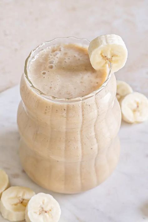 Vegan Banana Milk (Korean Banana Uyu) - Healthy Little Vittles How To Make Banana Milk Korean, Banana Uyu, Milk Korean, Indomilk Banana Aesthetic, Korean Banana Milk Aesthetic, Japanese Banana Milk, Vegan Nicecream Banana, Collard Wraps, Playlist Pics