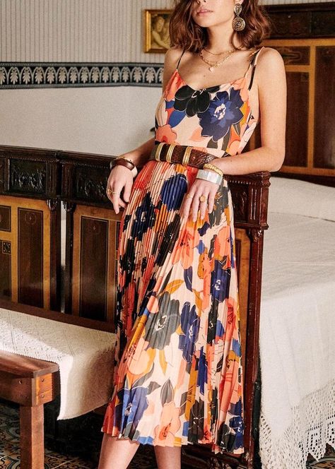 Summer Wedding Guest Dresses, Minimal Stil, Modest Summer Dresses, Summer Wedding Guest, Summer Wedding Guests, Dresses Aesthetic, Summer Wedding Outfits, Summer Wedding Outfit Guest, Wedding Guest Looks