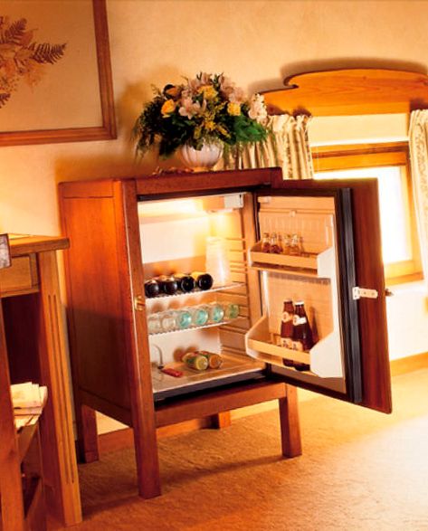 Hotel room mini bar cabinet - MINI-GHIACCIAIA - MENEGHINI Hotel Room Mini Bar, Mini Bar Cabinet, Mini Fridge In Bedroom, Mini Fridge Cabinet, Bar Deco, Refrigerator Cabinet, Bar Refrigerator, Dorm Room Hacks, Room Hacks