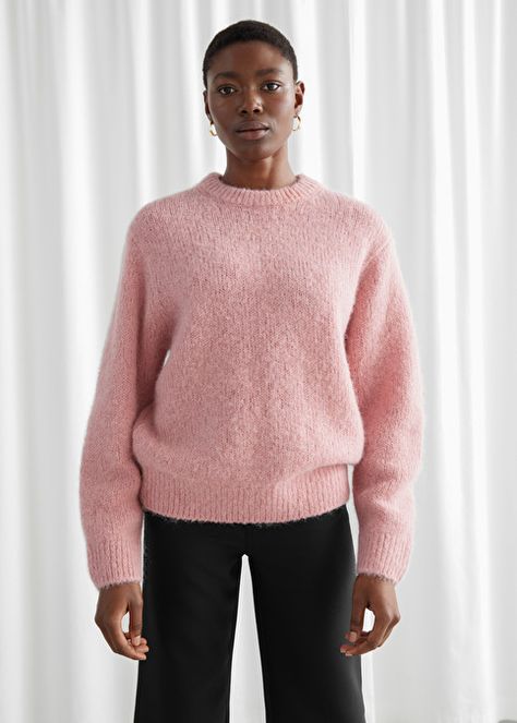 Oversized Wool Knit Jumper - Light Pink - Sweaters - & Other Stories Light Pink Sweaters, Trouser Outfits, Sweater Season, Wool Jumper, Oversized Pullover, Wool Knit, Slim Fit Trousers, Mock Neck Sweater, Cool Sweaters