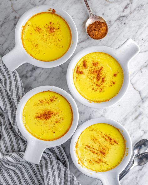 Old-Fashioned Amish Baked Custard Amish Baked Custard, Baked Custard Recipe, Vodka Slushies, Custard Recipe Easy, Baked Custard, Creamy Recipes, Custard Recipes, Elegant Desserts, Amish Recipes