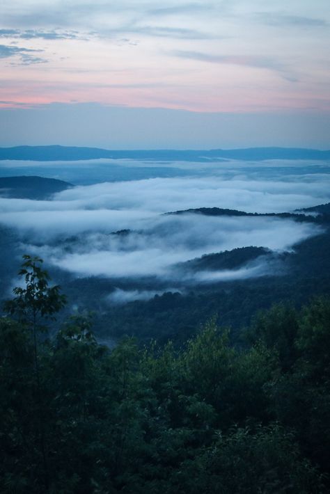 Mist in the Blue Ridge Mountains, Shenandoah National Park, Virginia Blue Ridge Mountains Wallpaper, Virginia Blue Ridge Mountains, Shenandoah National Park Photography, North Carolina Mountains Aesthetic, Blue Ridge Mountains Aesthetic, Gothic Appalachia, Appalachian Mountains Aesthetic, Appalachia Aesthetic, Blue Ridge Mountains Virginia