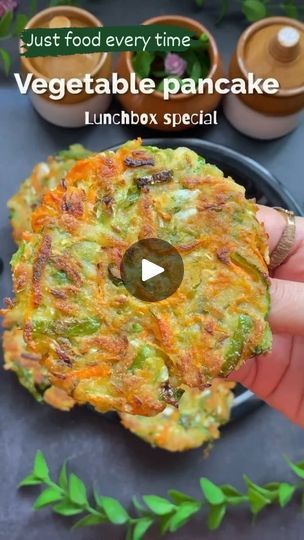 Kids Tiffin Ideas, Tiffin Box Ideas, Vegetable Pancake, Kids Pancakes, Vegetable Pancakes, Tiffin Box, Chilli Paste, Indian Bread, Chopped Carrots