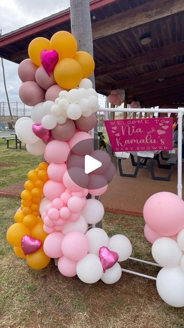 Buncha Balloons; Oahu balloon decoration on Instagram: "Turn a garment rack into an entrance sign holder with me! 

I had this idea in my head but not sure if I really executed it the way I wanted too. LOL 

Maybe I’m just harsh on myself? 

Anyways, my client loved it and that’s all that matters 🤗🩷🫶🏽
.
.
.
.
.
#balloongarland #entrancesign #sweethearttheme #sweetheartbabyshower #balloonsforbabyshower #bunchaballoonshi" Clothing Rack Balloon Arch, Balloon Entrance, 50th Anniversary Party, Balloon Display, Garment Rack, Entrance Sign, Sign Holder, Garment Racks, Wedding Welcome Signs