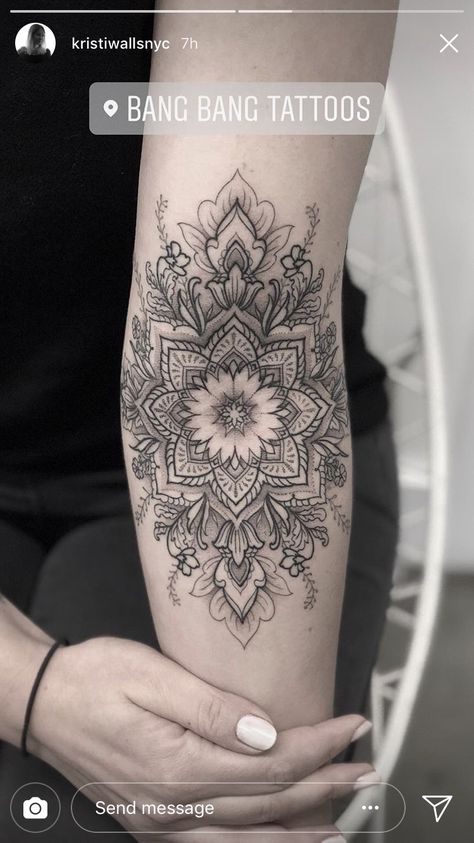 Tattoo Calf, Flower Wrist Tattoos, Elbow Tattoos, Cat Tattoos, Disney Tattoo, Initial Tattoo, Butterfly Tattoos, Tiny Tattoo, Mandala Tattoo Design