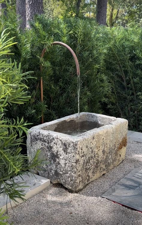 Mediterranean Garden Water Feature, Front Porch Water Feature, Mediterranean Fountain, Kolam Koi, Outdoor Fountain, Water Features In The Garden, Mediterranean Garden, Garden Fountains, Garden Landscape Design