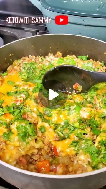 Lazy Day Mexican Skillet, Keto Lazy, Mexican Skillet, Keto Meal Recipes, Easy Simple Recipes, Eating Bird Food, Low Fat Low Carb, Keto Beef Recipes, Low Carb Easy