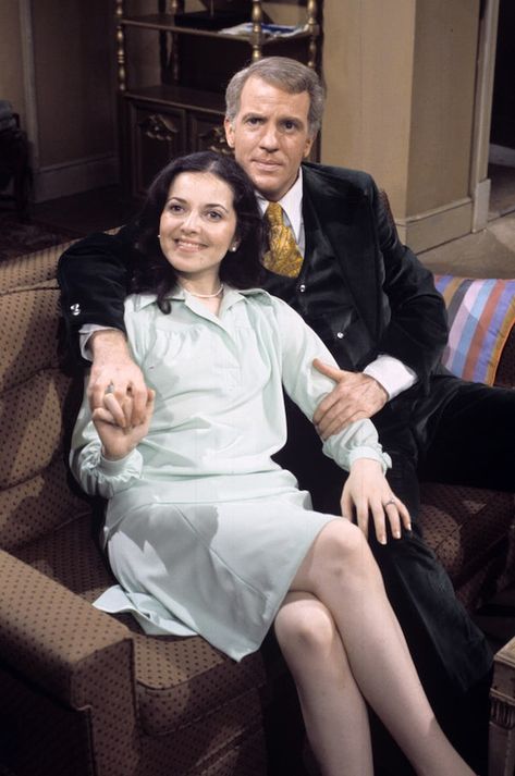 Peter White as Link and Francesca James as Kitty on All My Children Rena Sofer, Cameron Mathison, Susan Lucci, Peter White, Rosie Odonnell, Soap Opera Stars, Abc Photo, Tennessee Williams, Moving To Los Angeles