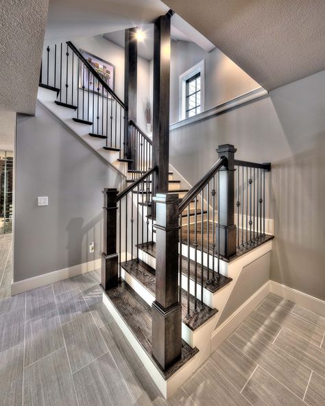 Hearth Rooms - Transitional - Staircase - Kansas City - by Larson Building Company | Houzz Foyer With Stairs, Transitional Staircase, Country Style Living Room, Staircase Railing Design, Stairs Makeover, Flooring For Stairs, House Staircase, Staircase Ideas, Staircase Remodel