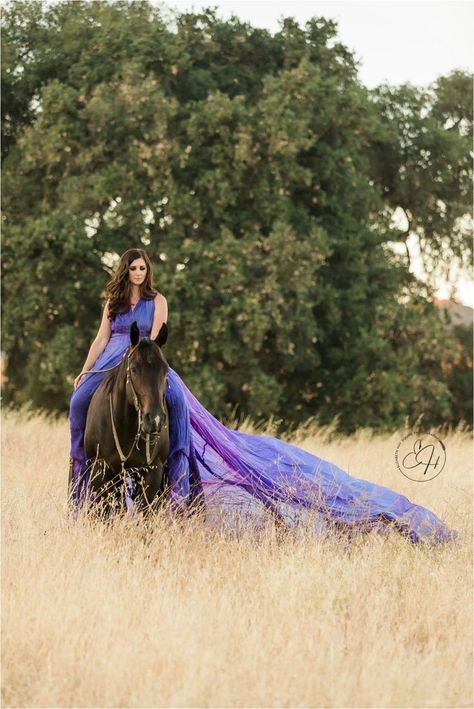 Dress And Horse Photoshoot, Long Dress Horse Photography, Black Horse Photoshoot, Fantasy Horse Photoshoot, Horse Senior Pictures Dress, Horse And Dress Photography, Horse Photoshoot Ideas Dress, Dress Horse Photoshoot, Fall Horse Photoshoot