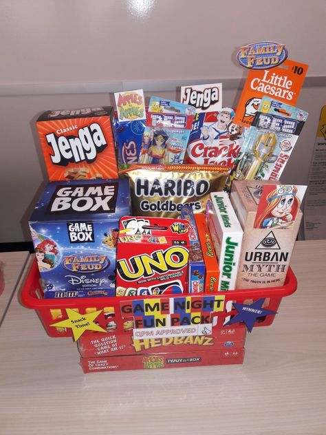 Family Game Night Auction Basket, Family Game Night Raffle Basket, Bingo Baskets Themes, Disney Raffle Basket Ideas, Baseball Fundraiser Basket Ideas, Small Raffle Basket Ideas, Game Night Prizes Ideas, Gaming Gift Basket, Game Night Raffle Basket Ideas