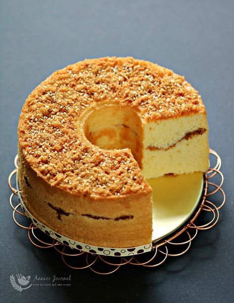 Meat Floss Chiffon Cake 肉松戚风蛋糕 - Anncoo Journal Meat Floss, Resep Makanan Beku, Zebra Cakes, Bolu Cake, Bolo Chiffon, Asian Cake, Resep Cake, Zebra Cake, Sponge Cake Recipes