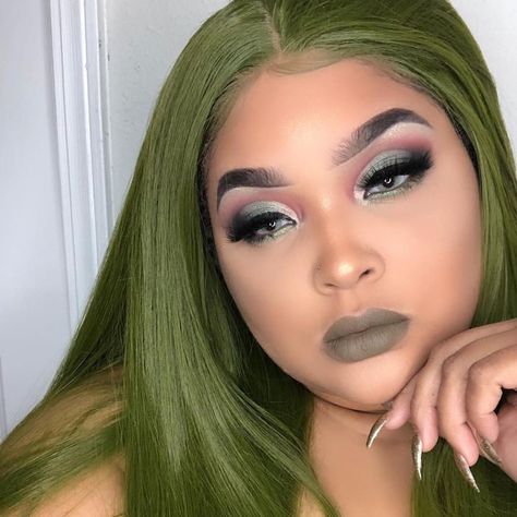 Luvin’ this Army Green on Tattd Glam Queen 💚💚🌲🌳🦚🐊 FOLLOW @wigology101 for more pics LIKE❤️... COMMENT🗣.. FOLLOW ME💃🏽 . . #laceclosures… Olive Hair Colour, Tropical Goth, Queer Hair, Olive Hair, Gothic Hairstyles, Human Hair Wigs Blonde, Fabulous Hair, Virgin Hair Wigs, Permanent Hair Dye