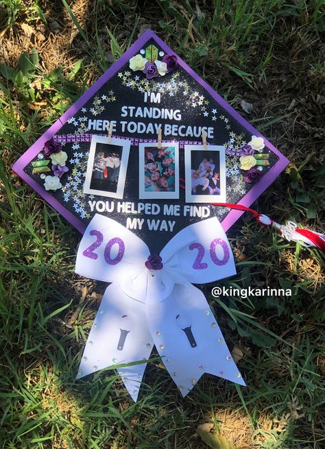 Stray Kids Graduation Cap Ideas, Txt Graduation Cap, Skz Graduation Cap, Stray Kids Graduation Cap, Grad Cap Ideas Kpop, Bts Cap Graduation, Kpop Graduation Cap Ideas, Blackpink Graduation Cap, Kpop Cap Ideas For Graduation