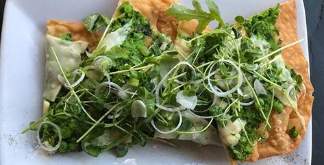 Volo Sweet Pea Flatbread with Sweet Onions - National Onion Association Pea Tendrils Recipe, Farm Parties, Pea Tendrils, Pea Shoots, Sweet Onions, Summer Fresh, Food Test, Sweet Onion, Fresh Basil