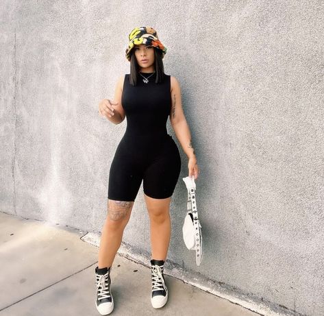 December Goals, Summer Vacay Outfits, Bucket Hat Looks, Nike Dress, Outfit Style Inspiration, Chicago Trip, Kylie Jenner Outfits, Fasion Outfits, Vacay Outfits