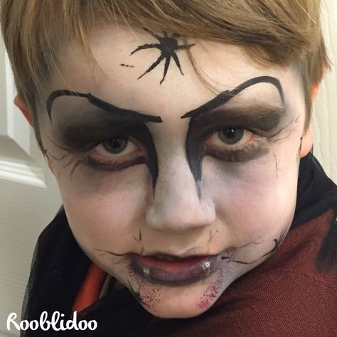 Dracula, vampire face paint by Rooblidoo Vampire Face Paint, Dracula Makeup, Spooky Makeup, Vampire Face, Halloween Costumes Kids Boys, Costumes Kids, Male Makeup, Face Painting Designs, Halloween Make Up