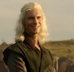 Harry Lloyd, Game Of Thrones Episodes, The Winds Of Winter, Viserys Targaryen, A Clash Of Kings, Malfoy Family, King Robert, Game Of Thrones Tv, The Iron Throne