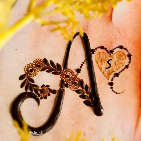 Letter M Mehndi Design, Letter A Mehndi Design, M Name Mehndi, M Mehndi Designs, A Mehndi Design Letter, A Letter Mehndi Design, Letter Mehndi Designs, Small Mehendi, Minimal Mehndi