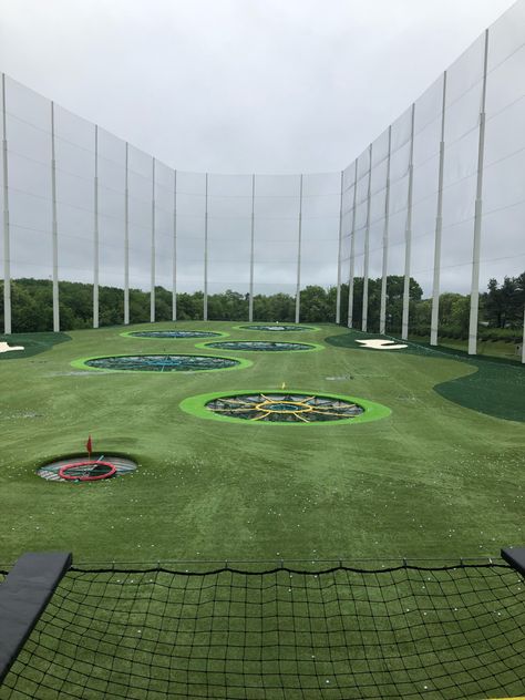 Golf Driving Range Ideas, Golf Driving Range Design, Driving Range Golf, Family Golf, Teen Girl Bedroom Ideas, Sport Facilities, Golf Driving Range, Range Design, Golf Range