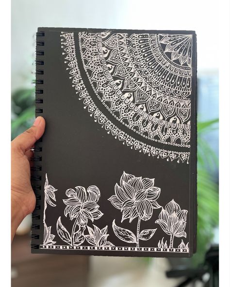 Mandala Art On Black Paper, On Black Paper Art, Art Black Paper, Mandala On Black Paper, Art On Black Paper, Black Paper Art, Paper Doodles, Black Pen Drawing, Black Canvas Art