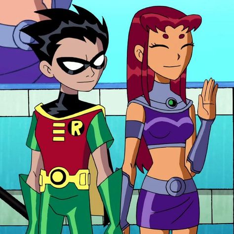 Teen Titans Show, Robin Halloween Costume, Starfire Costume, Robin And Starfire, Teen Titans Go Robin, Robin Starfire, Teen Titans Robin, Teen Titans Starfire, Robin Costume