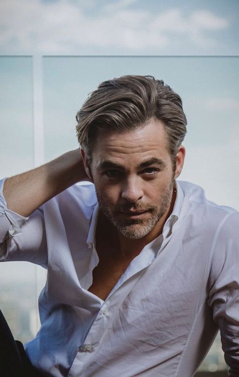 #chrispine - Twitter Search / Twitter Chris Pine Eyes, Steve Trevor, Chris Pine, Chris Pratt, Michael Fassbender, Hollywood Actor, Foto Instagram, Good Looking Men, Haircuts For Men